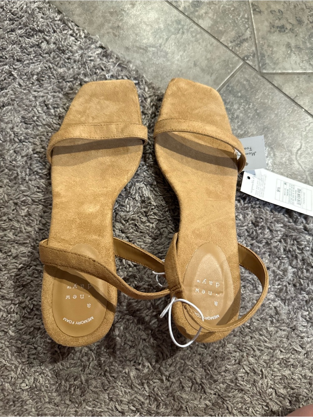 🐒Women’s Brynn Heels with Memory Foam Insole - A New Day